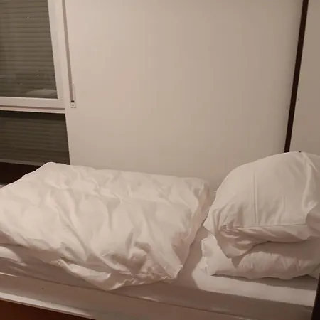 B&B Mit Gemeinschaftsbad In *